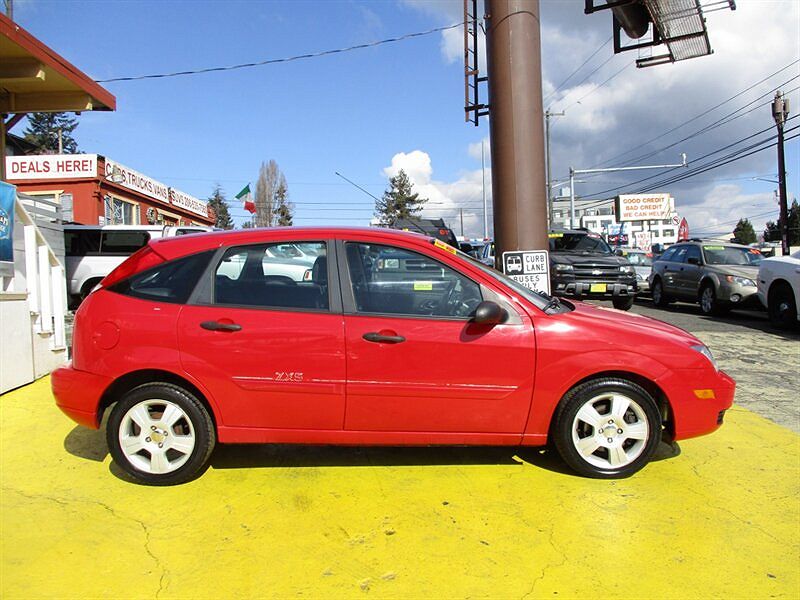 2006 Ford Focus SES image 4