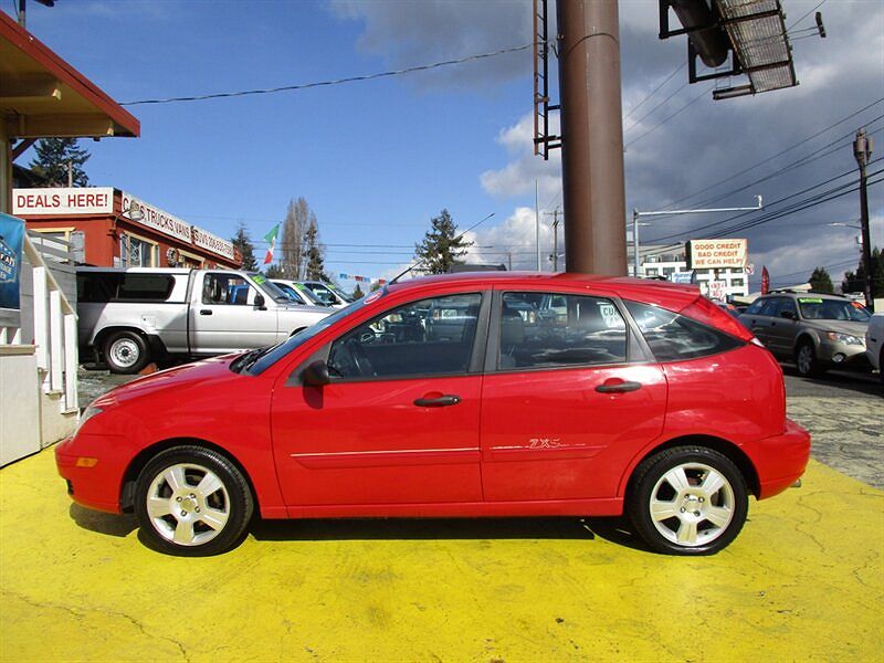 2006 Ford Focus SES image 8