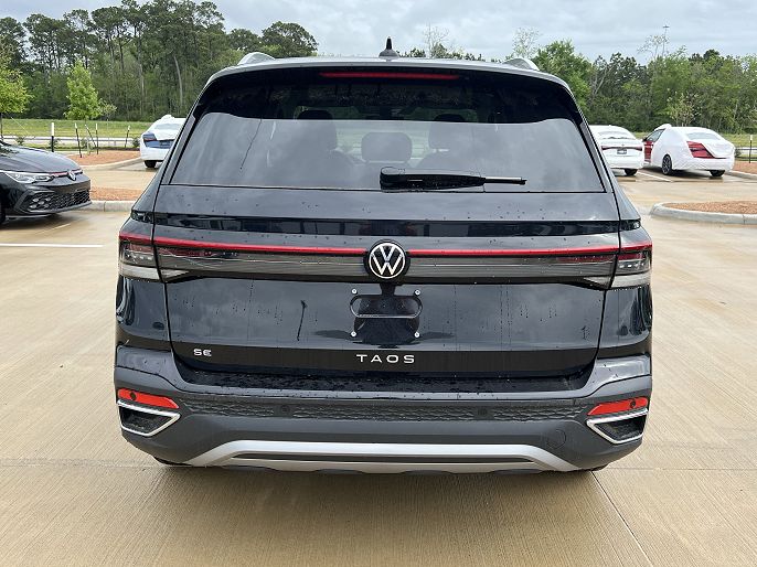 2025 Volkswagen Taos