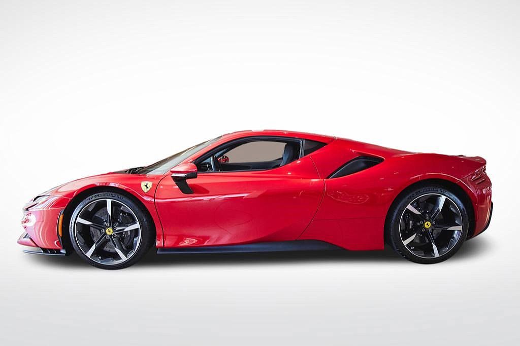 2022 Ferrari SF90 Stradale image 1