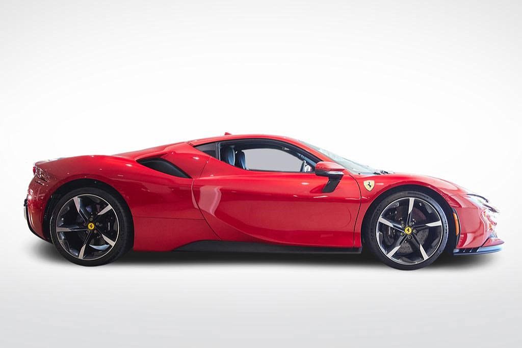 2022 Ferrari SF90 Stradale image 5