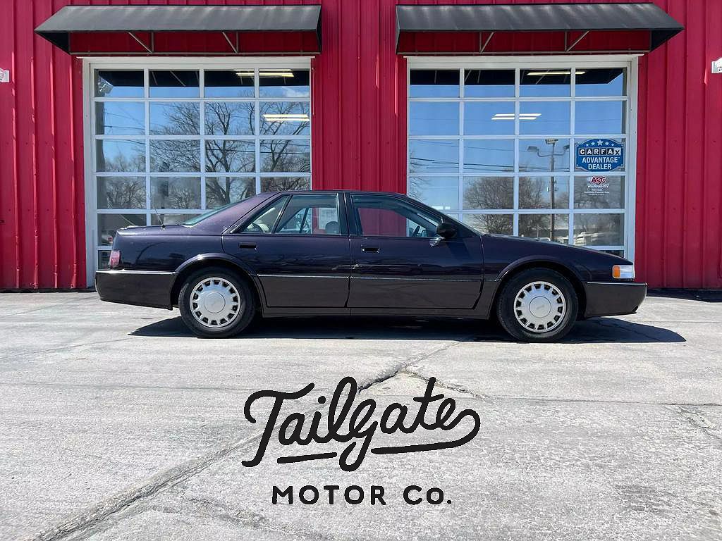 1992 Cadillac Seville STS image 0