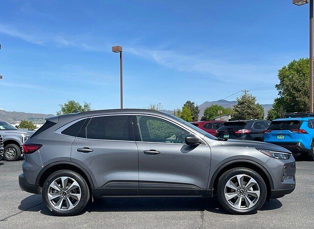 2024 Ford Escape