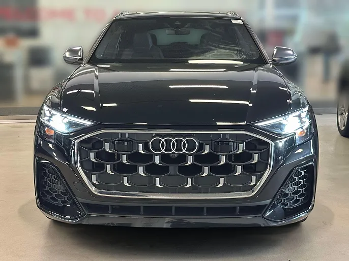 2024 Audi SQ8