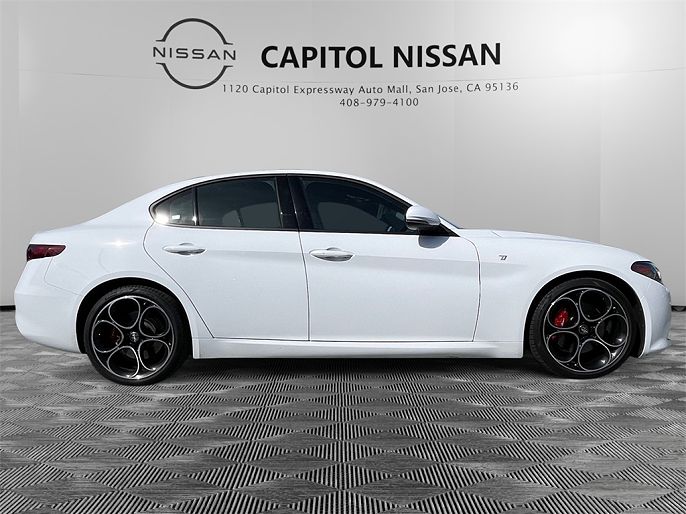 2022 Alfa Romeo Giulia