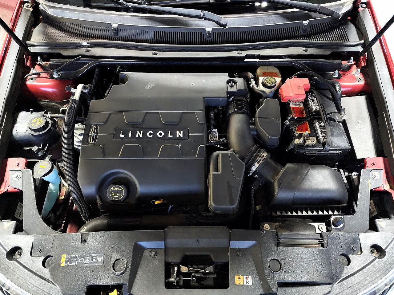2015 Lincoln MKS null image 45