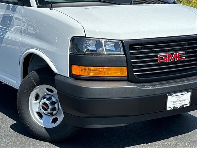 2025 GMC Savana