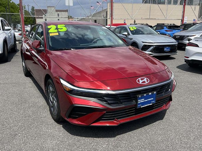 2025 Hyundai Elantra