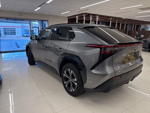 2024 Toyota bZ4X