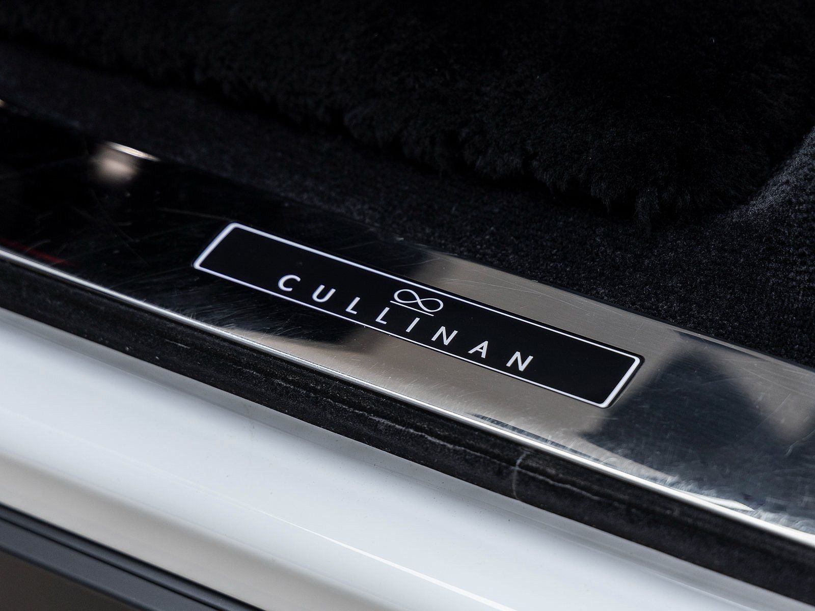2024 Rolls-Royce Cullinan Black Badge image 26