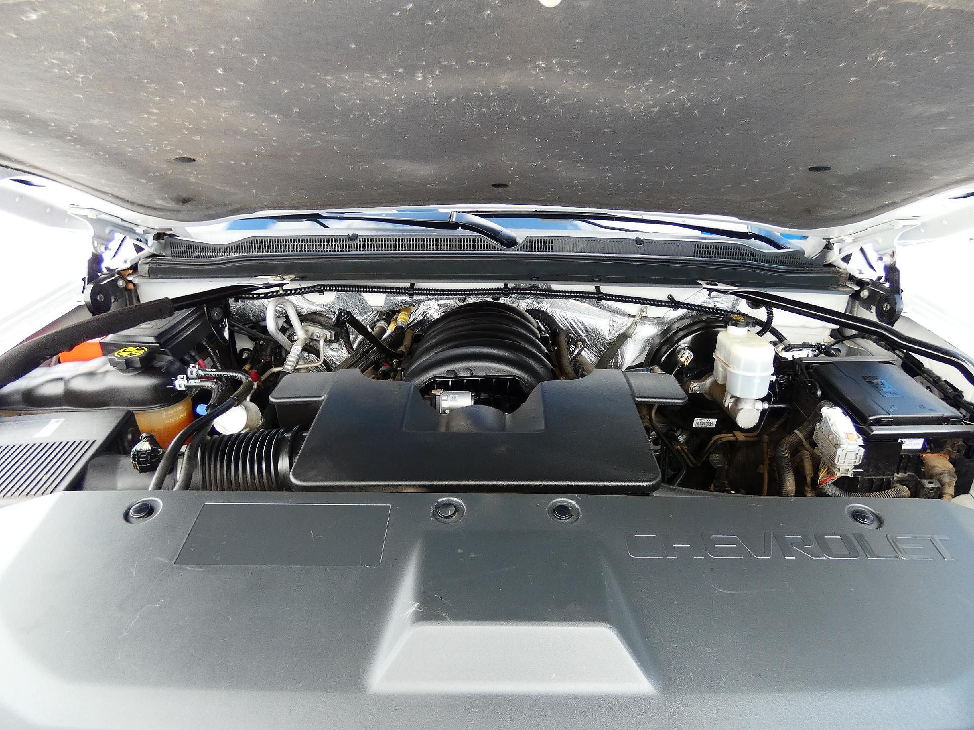 2015 Chevrolet Suburban LTZ image 18
