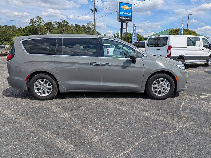 2023 Chrysler Pacifica