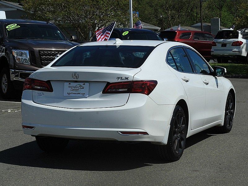 2015 Acura TLX Technology image 3