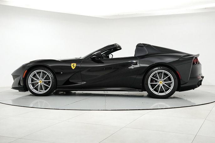2023 Ferrari 812 GTS