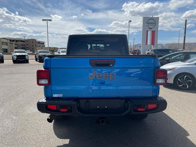 2023 Jeep Gladiator