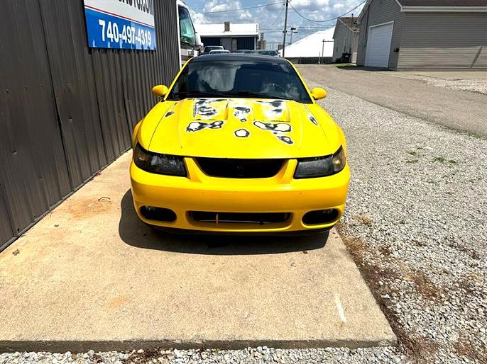 2004 Ford Mustang