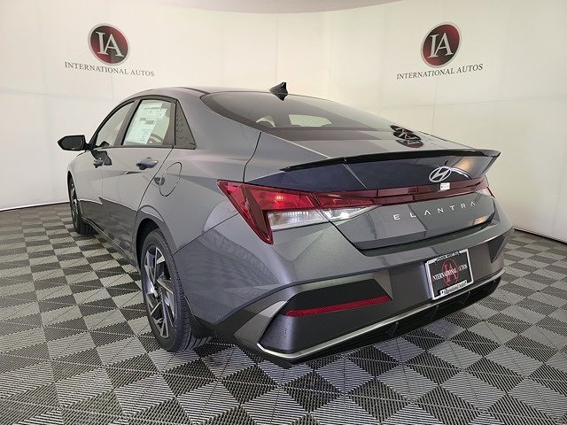 2025 Hyundai Elantra