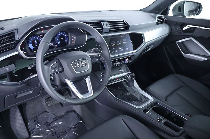 2025 Audi Q3