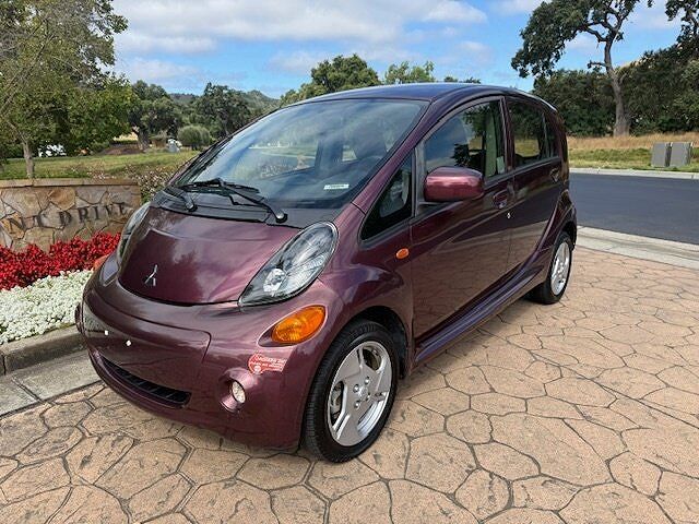 2012 Mitsubishi i-MiEV