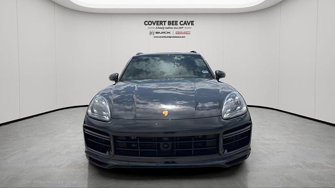 2023 Porsche Cayenne