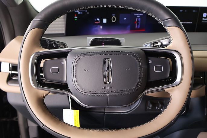 2026 Lincoln Navigator L