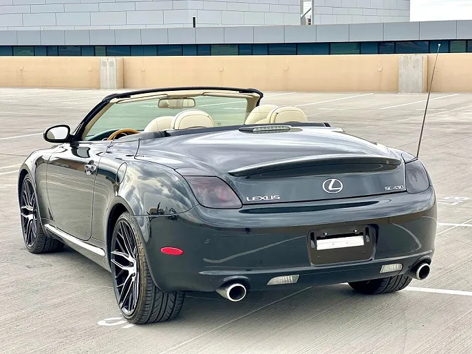 2004 Lexus SC