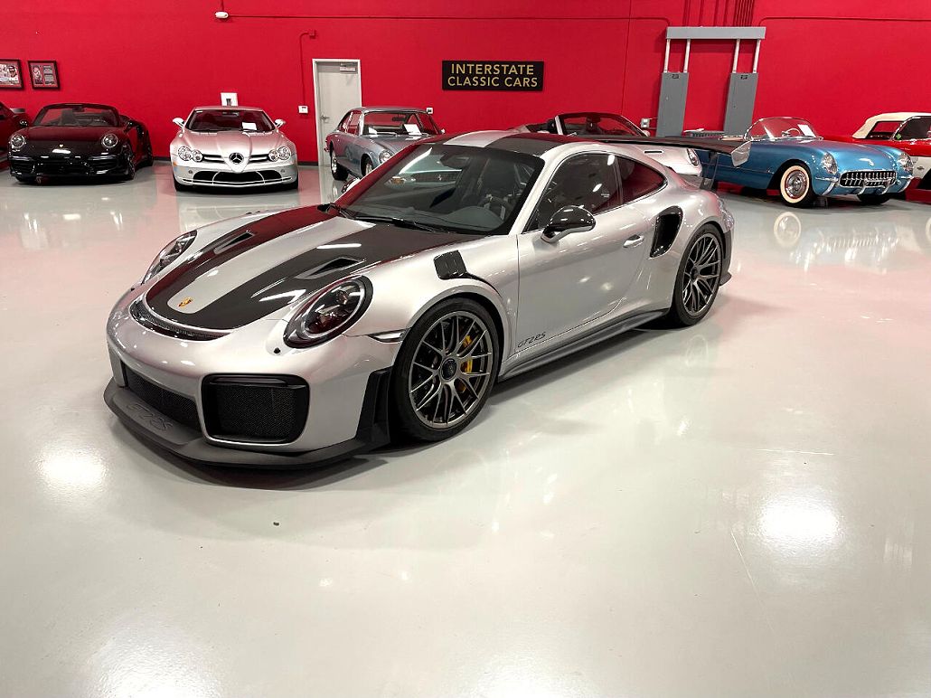 2018 Porsche 911 GT2 image 0