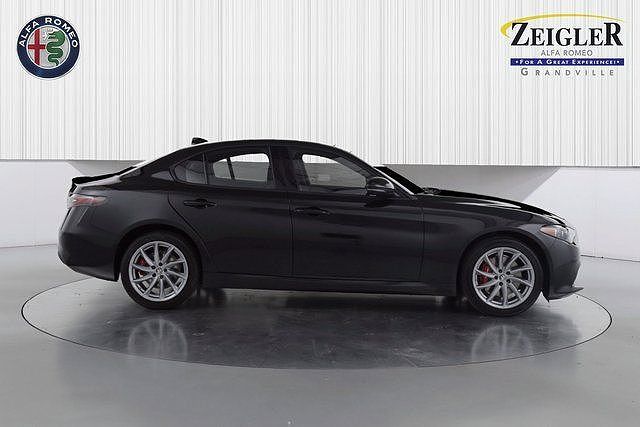 2024 Alfa Romeo Giulia