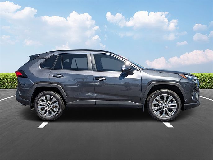 2024 Toyota RAV4