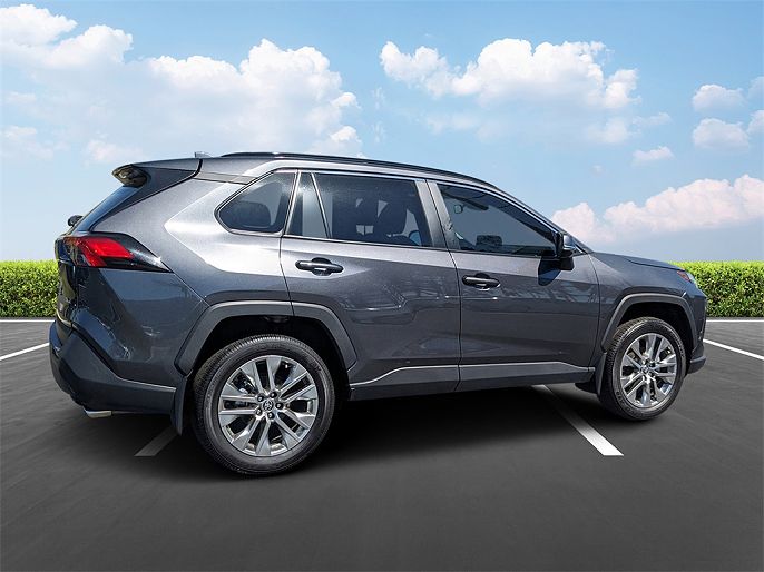 2024 Toyota RAV4