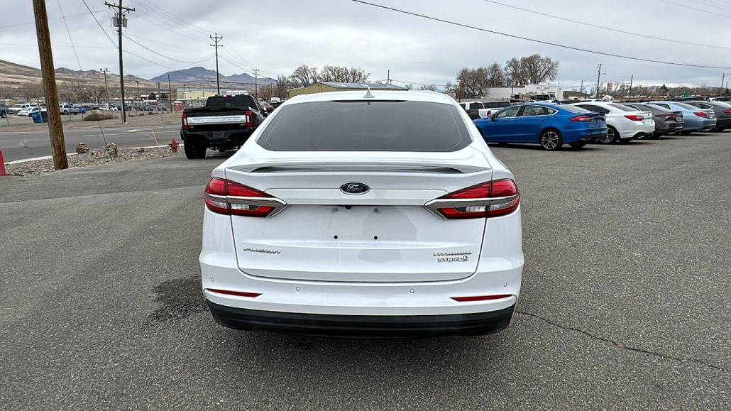 2019 Ford Fusion Titanium image 3