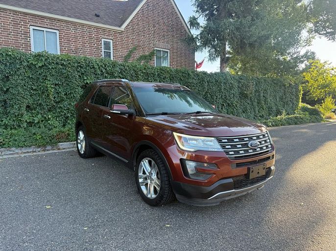 2016 Ford Explorer