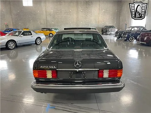 1989 Mercedes-Benz 420 SEL image 3