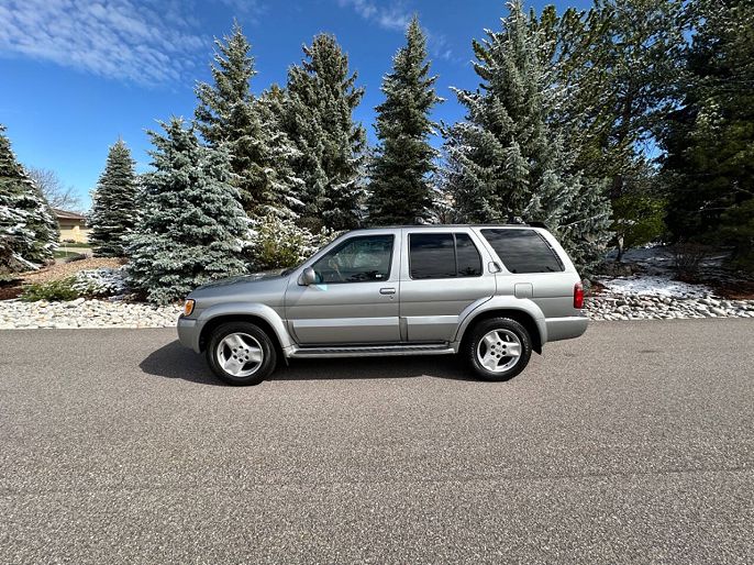 2001 Infiniti QX4