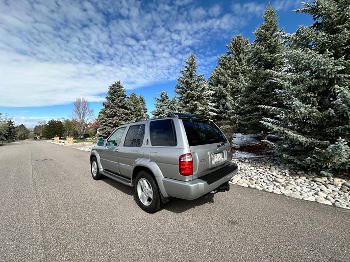 2001 Infiniti QX4