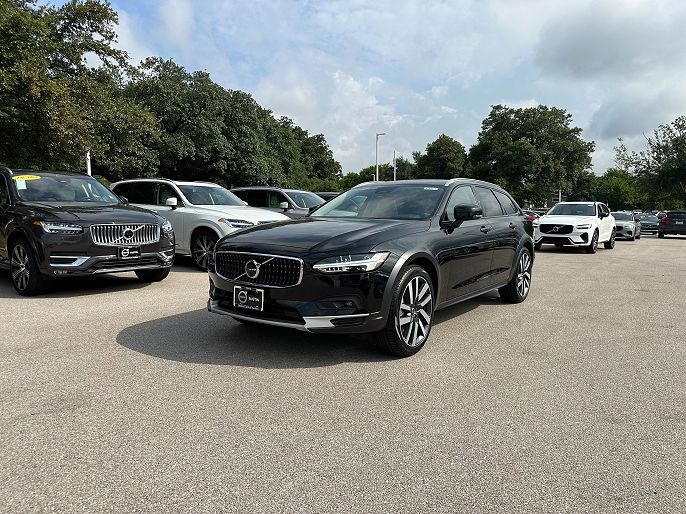2025 Volvo V90