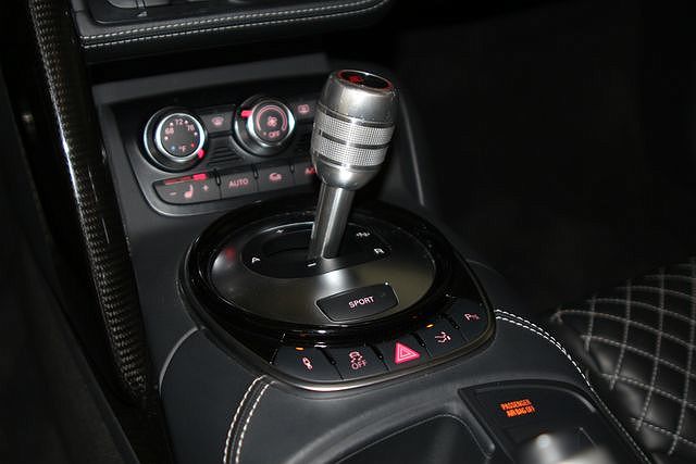 2014 Audi R8 5.2 image 49