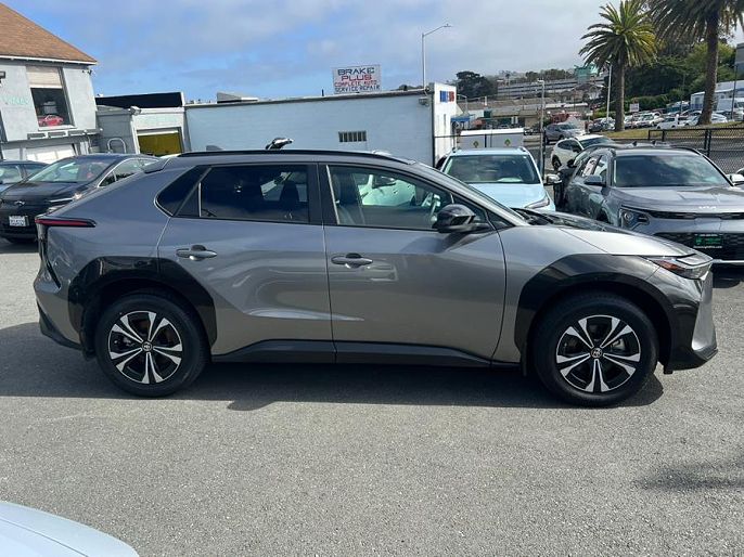 2024 Toyota bZ4X
