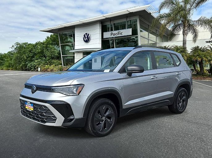 2025 Volkswagen Taos