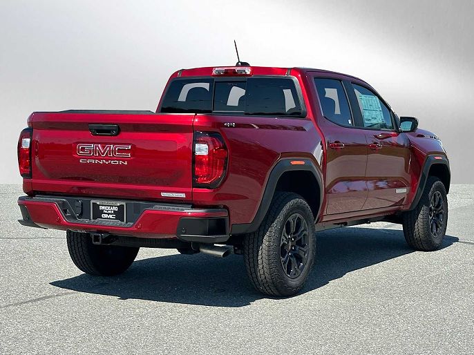 2025 GMC Canyon
