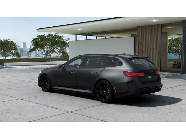 2025 BMW M5