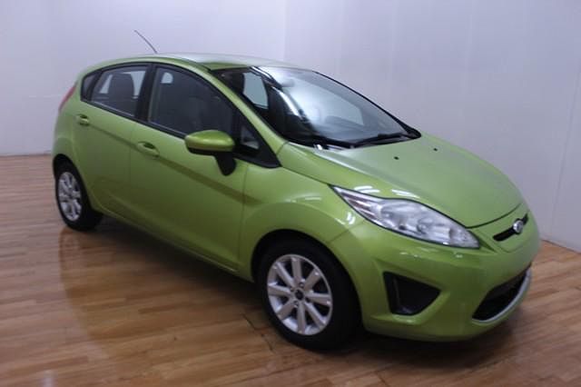 2012 Ford Fiesta SE image 0