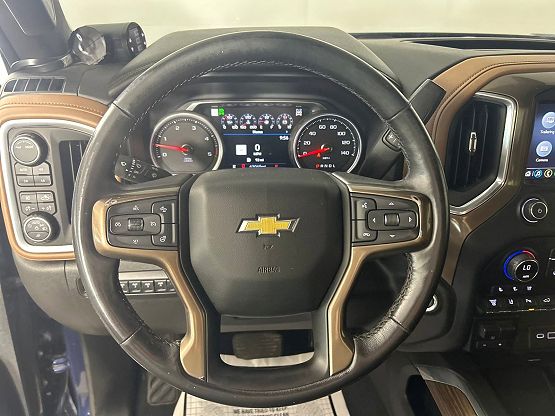 2021 Chevrolet Silverado 3500HD High Country photo 11