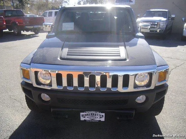 2009 Hummer H3T