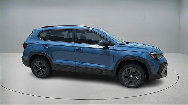2025 Volkswagen Taos