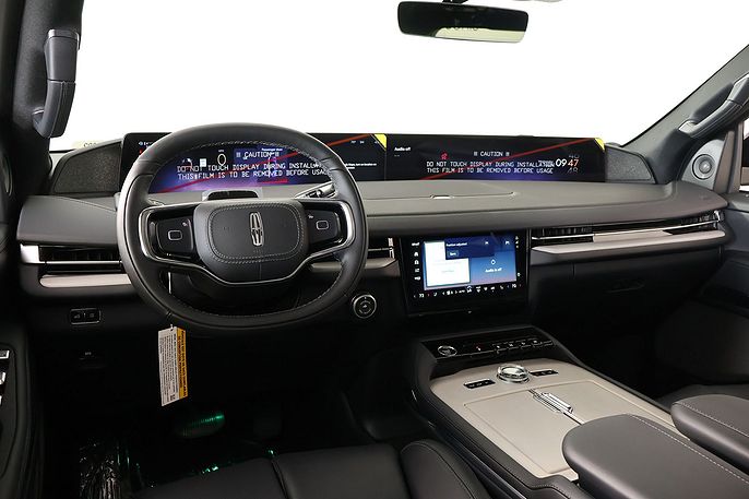 2026 Lincoln Navigator L