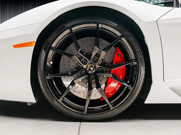 2015 Lamborghini Aventador