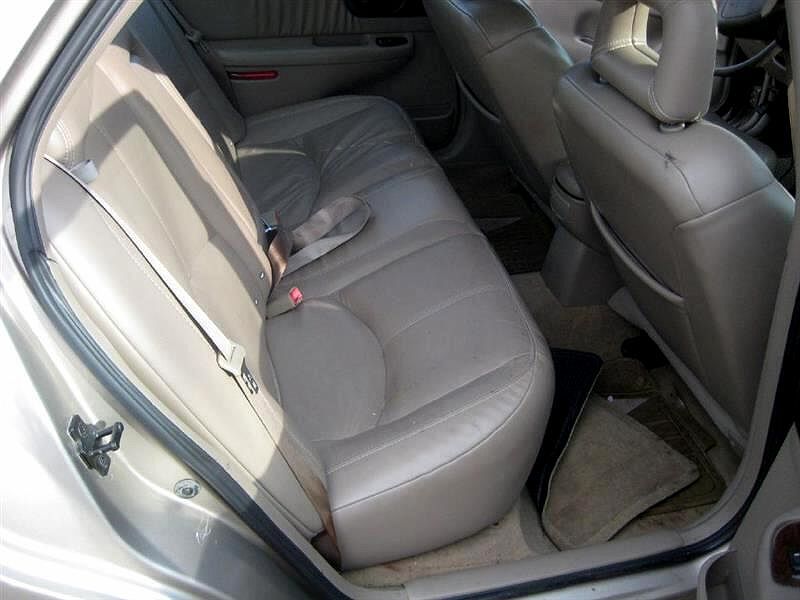 2003 Buick Regal LS image 15