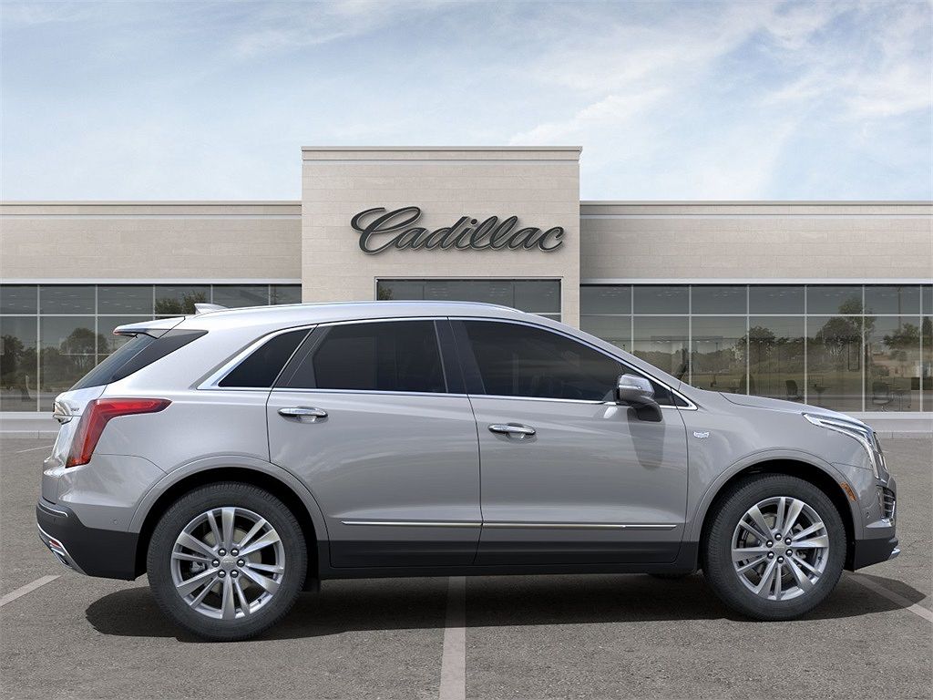 2024 Cadillac XT5 Premium Luxury image 4