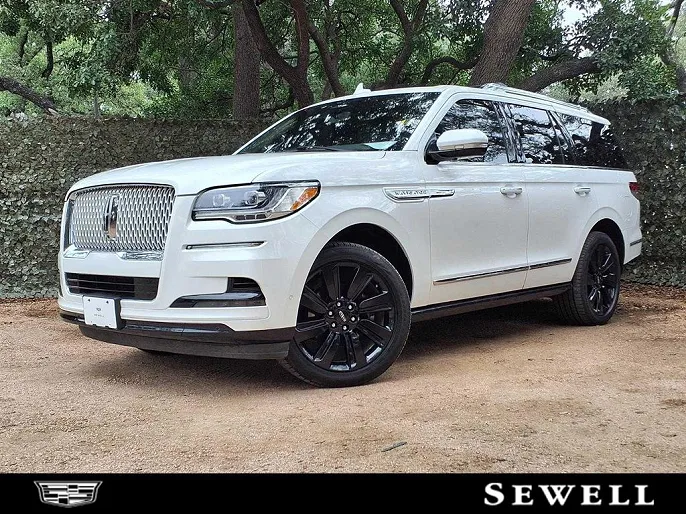 2022 Lincoln Navigator